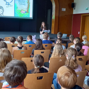 Lesung für die 5. Klassen mit Frau Praßler.j.pg