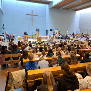 Begrüßung der Schulgemeinschaft durch Herrn Pritsch