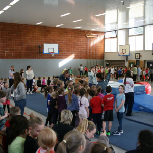 Aktivitäten in der kleinen Halle