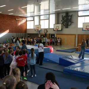 Sport in der kleinen Halle