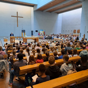 Ein volles Gotteshaus