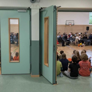 Blick in die Sporthalle während der Einweihungsfeier
